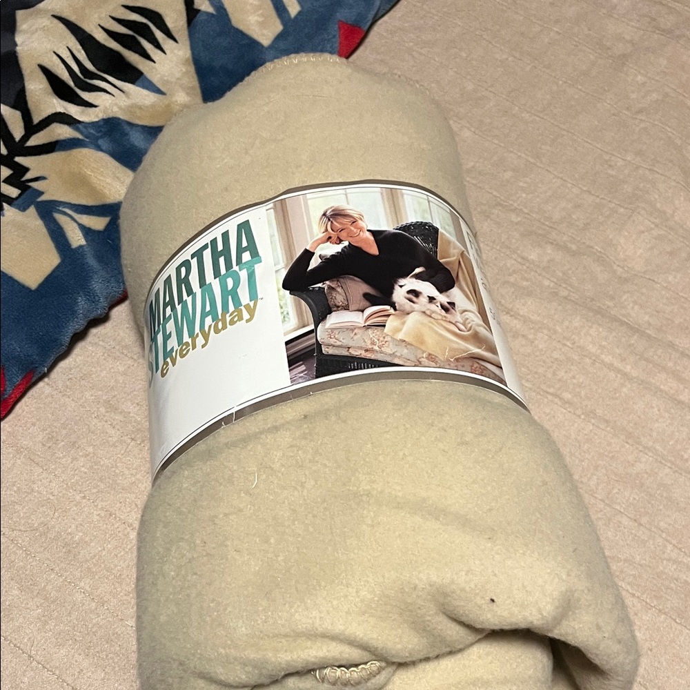 Martha Stewart Everyday Cream Blanket